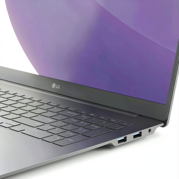 LG gram Pro 17 Laptop Intel Core Ultra7 AI Performance-6
